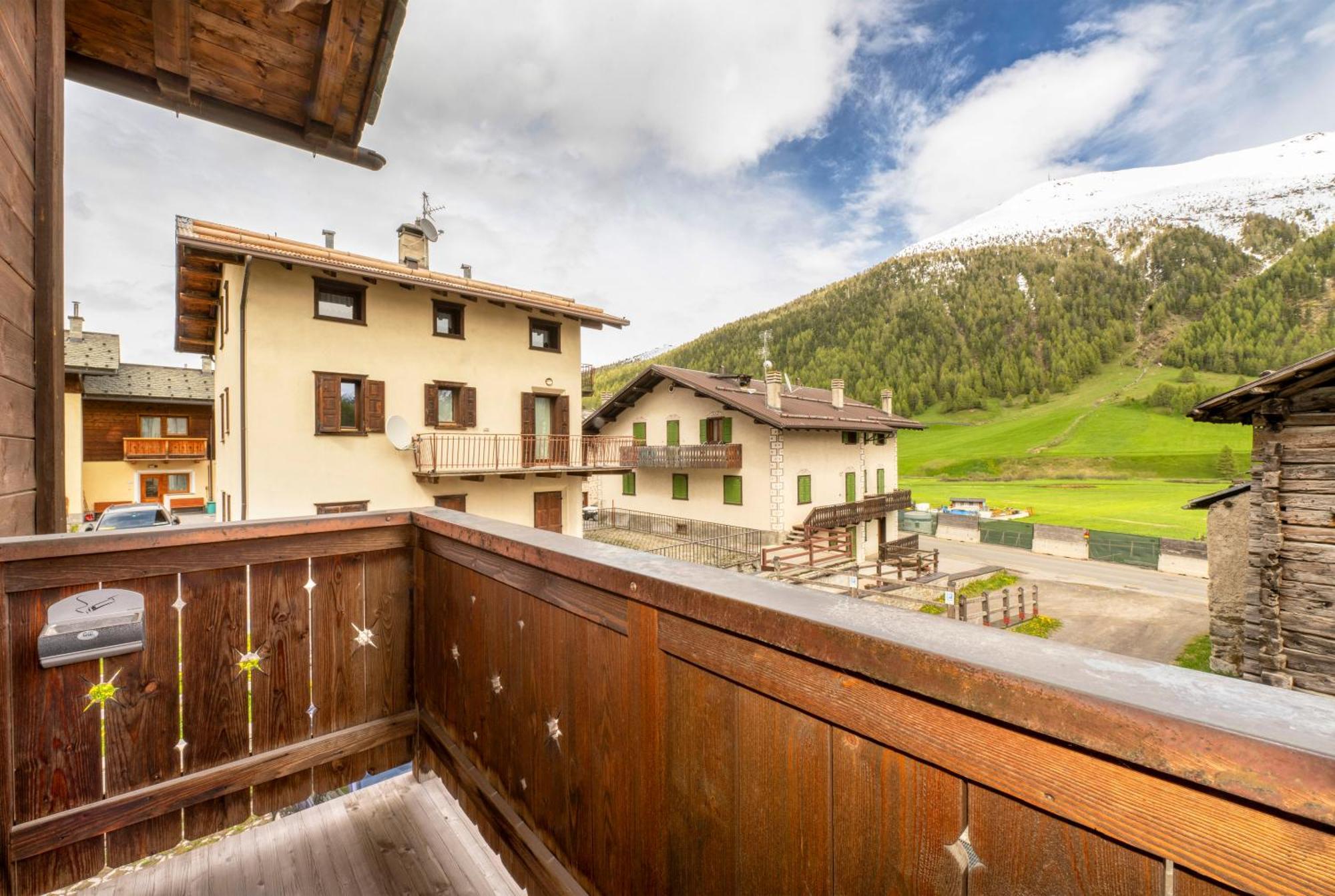 Vera Apartment Livigno Buitenkant foto