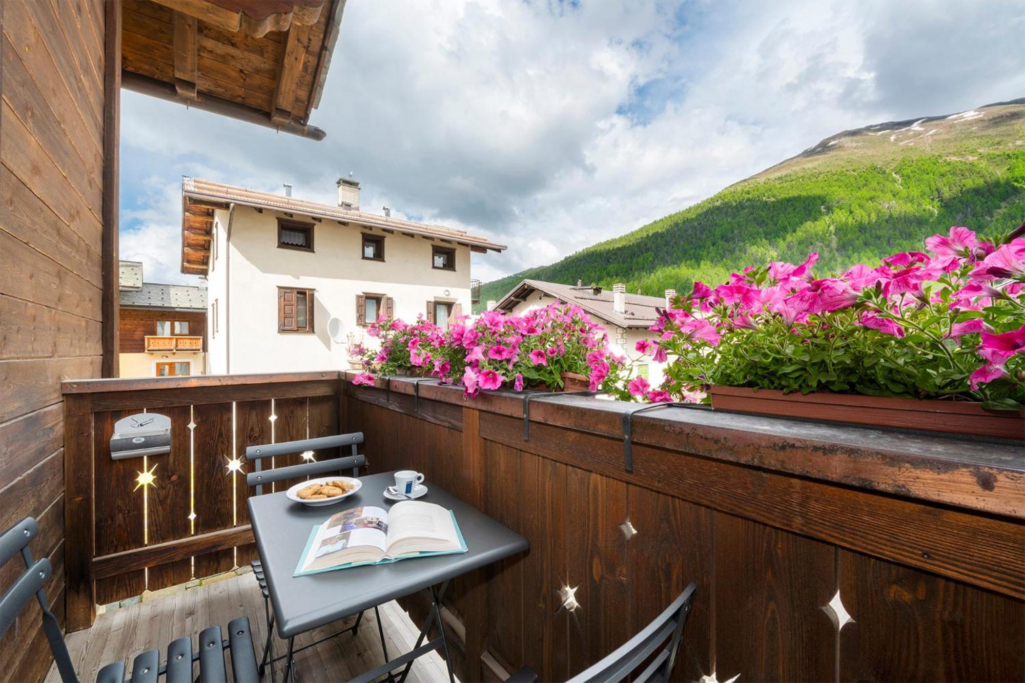 Vera Apartment Livigno Buitenkant foto